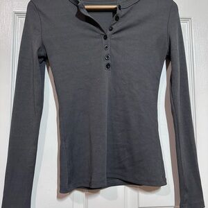 Gray Long Sleeve Fitted Button Down Shirt